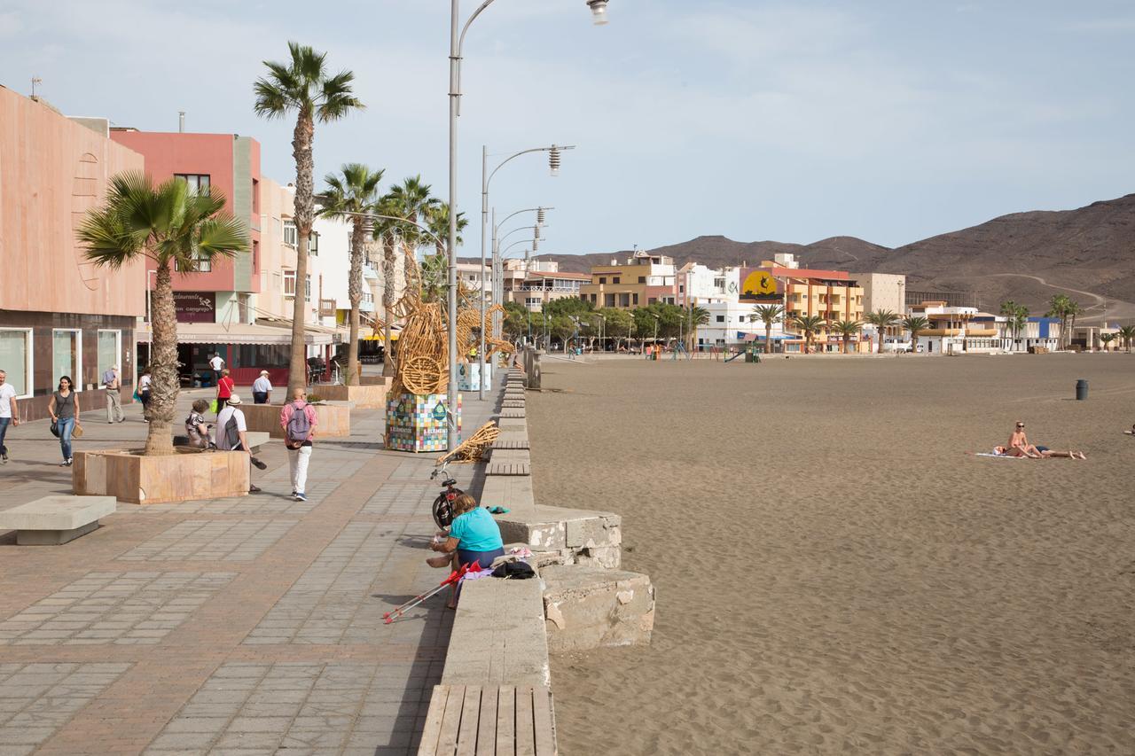 Apartamento Con Ascensor Gran Tarajal Playa Exterior photo